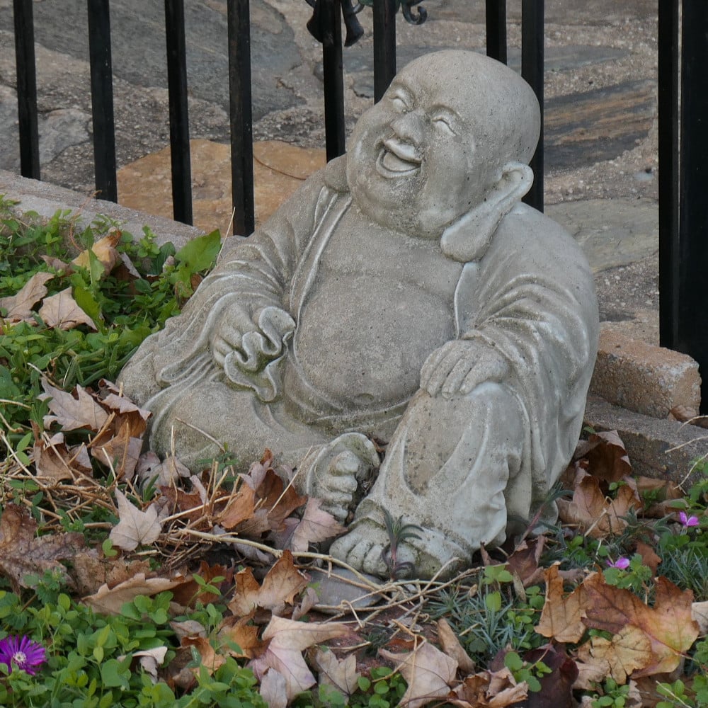 Hotei statue