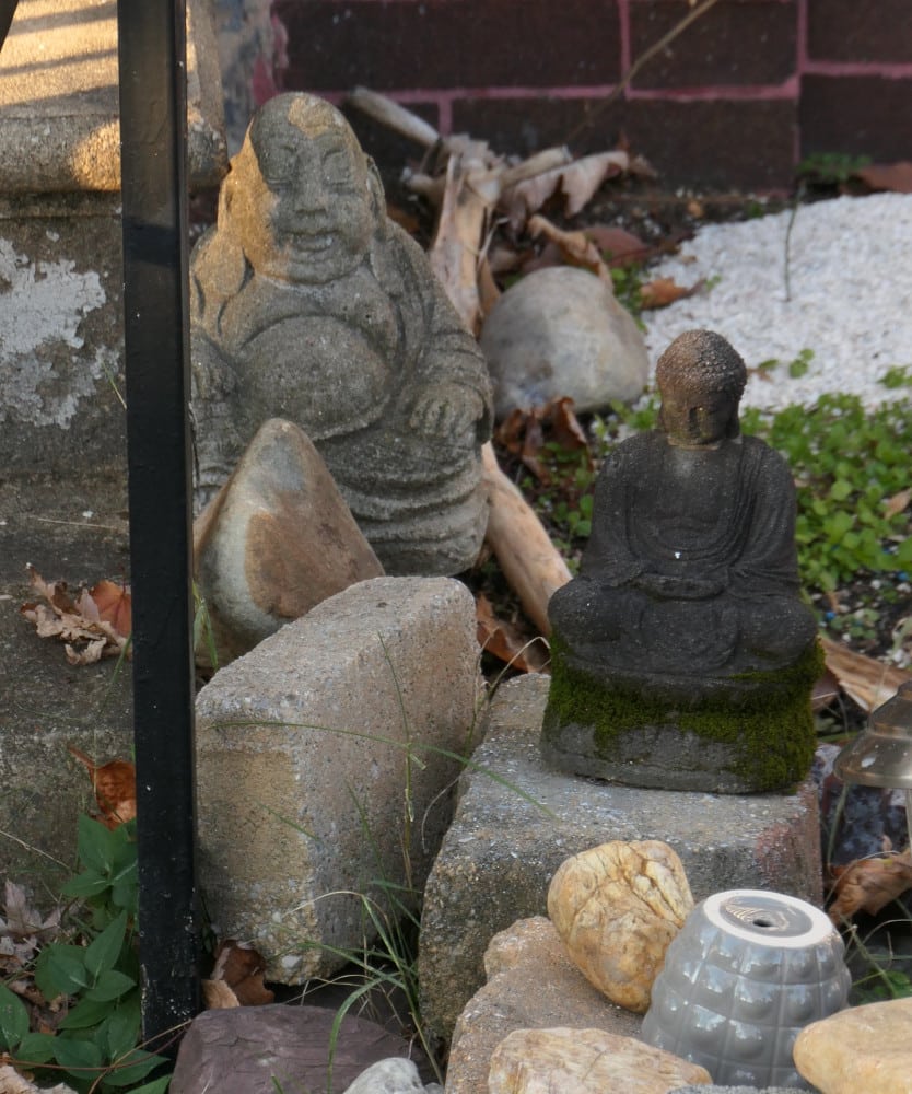 Hotei and Buddha statues