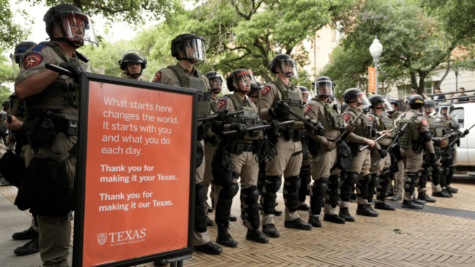 protest-riot-police-texas